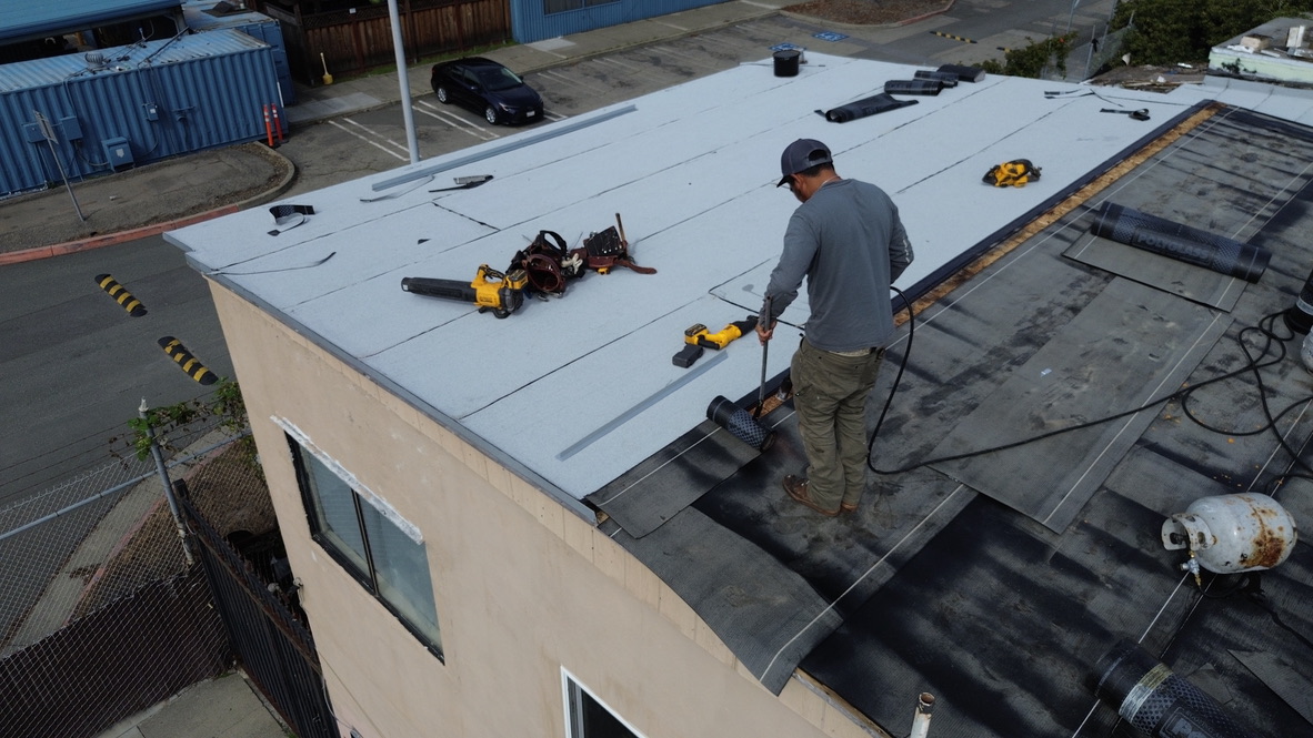 How to Choose a Licensed Roofing Contractor in California